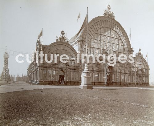 Maxim Petrowitsch Dmitriew, The All-Russian Exhibition in Nizhny Novgorod. Machines Corner